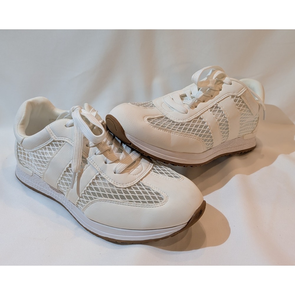 DV Dolce Vita Jammy White Mesh Fishnet Lace Up Sneakers Womens 8